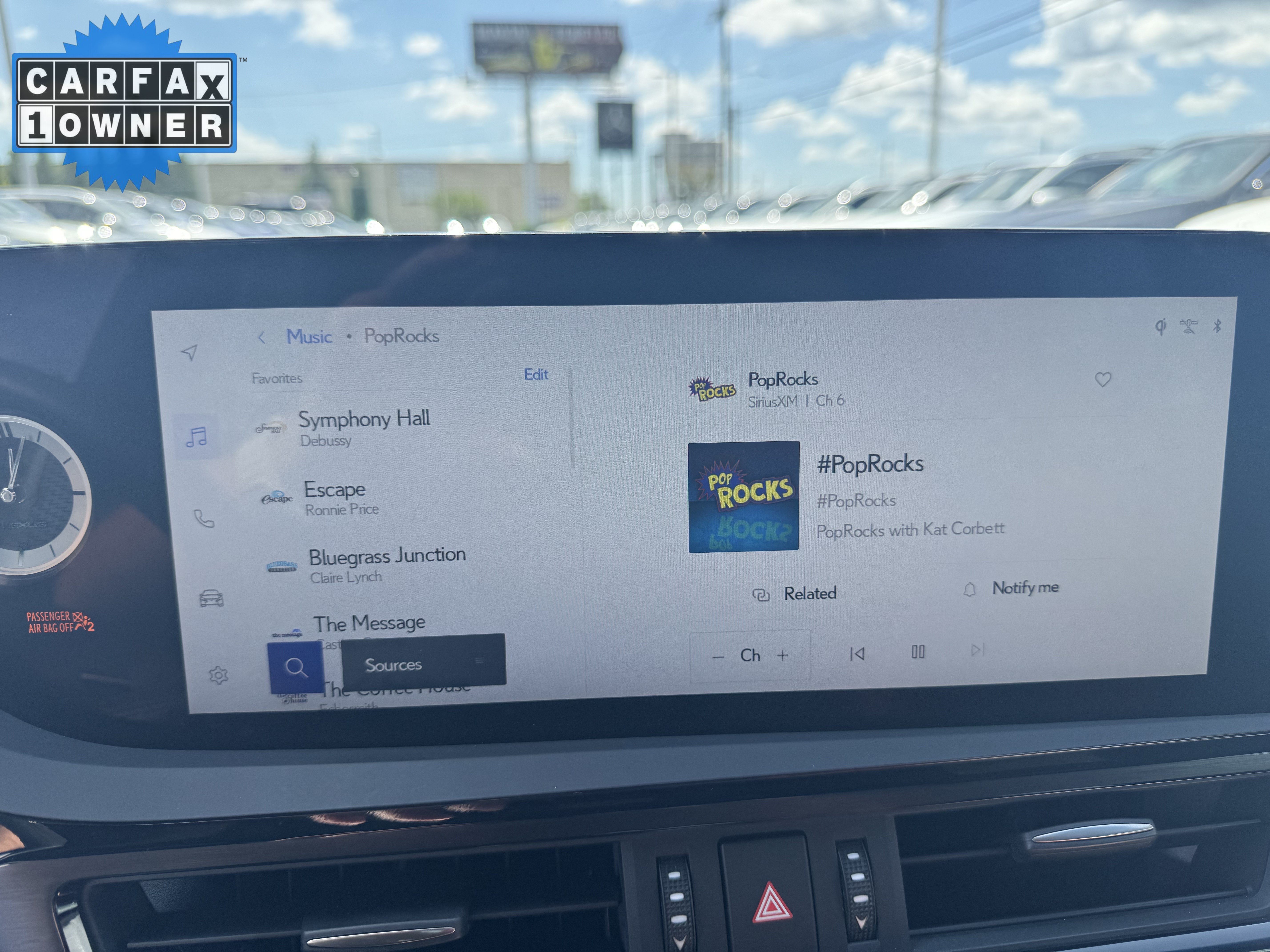 Used 2023 Lexus ES 300h F Sport FWD image 23