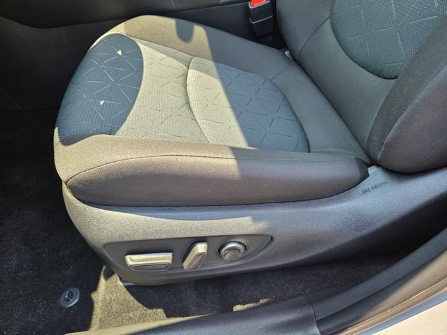 Used 2025 Toyota RAV4 XLE w/ Convenience Package AWD/4WD image 14