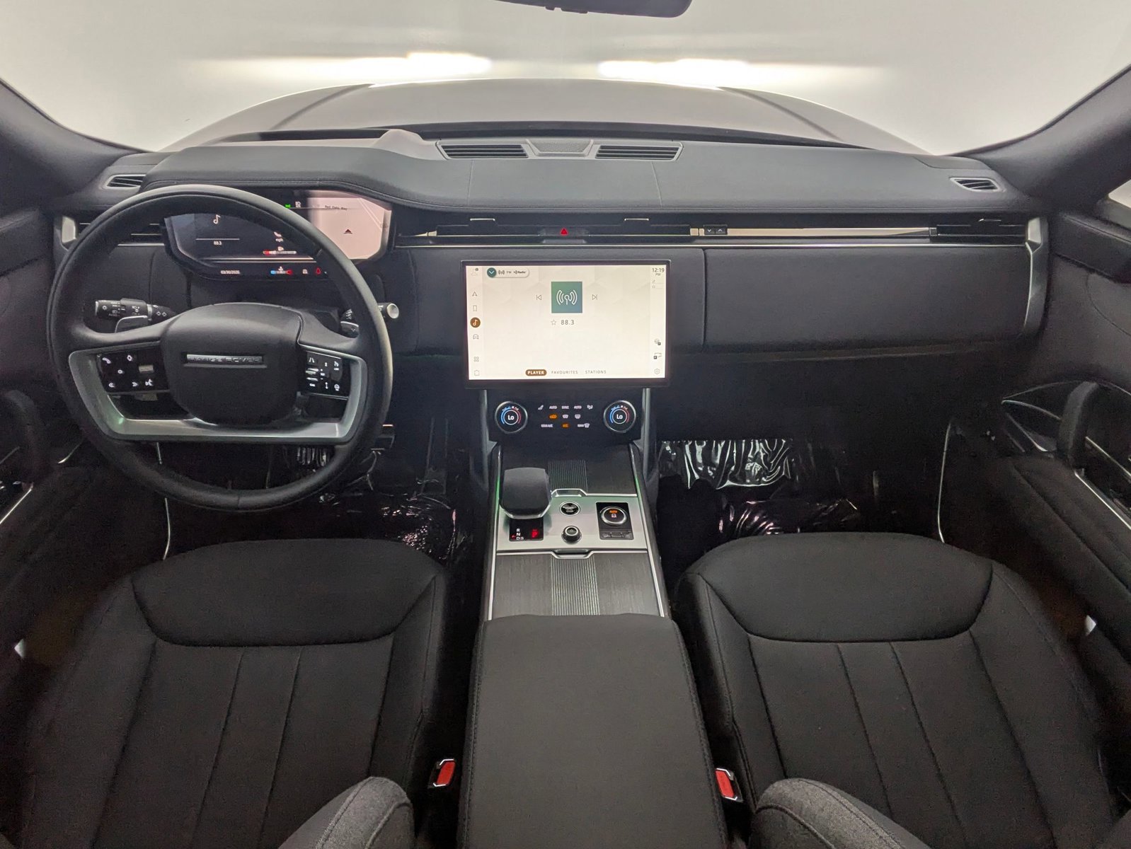 Used 2023 Land Rover Range Rover First Edition AWD/4WD image 20