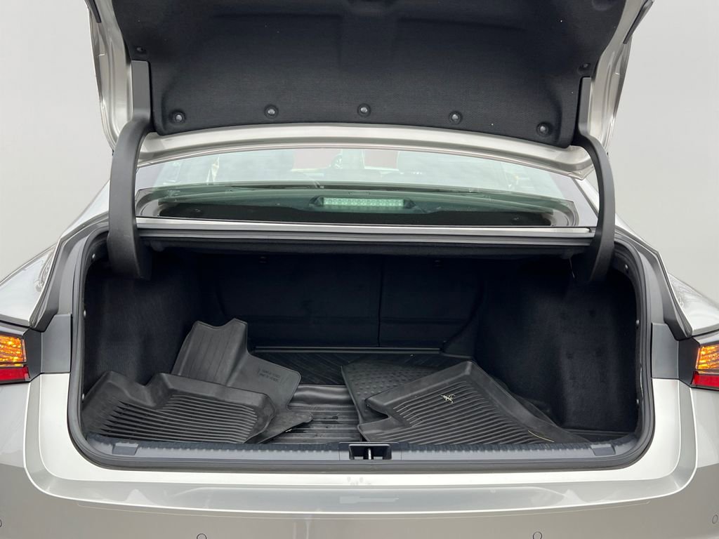 Certified 2023 Lexus IS 350 F Sport image 9