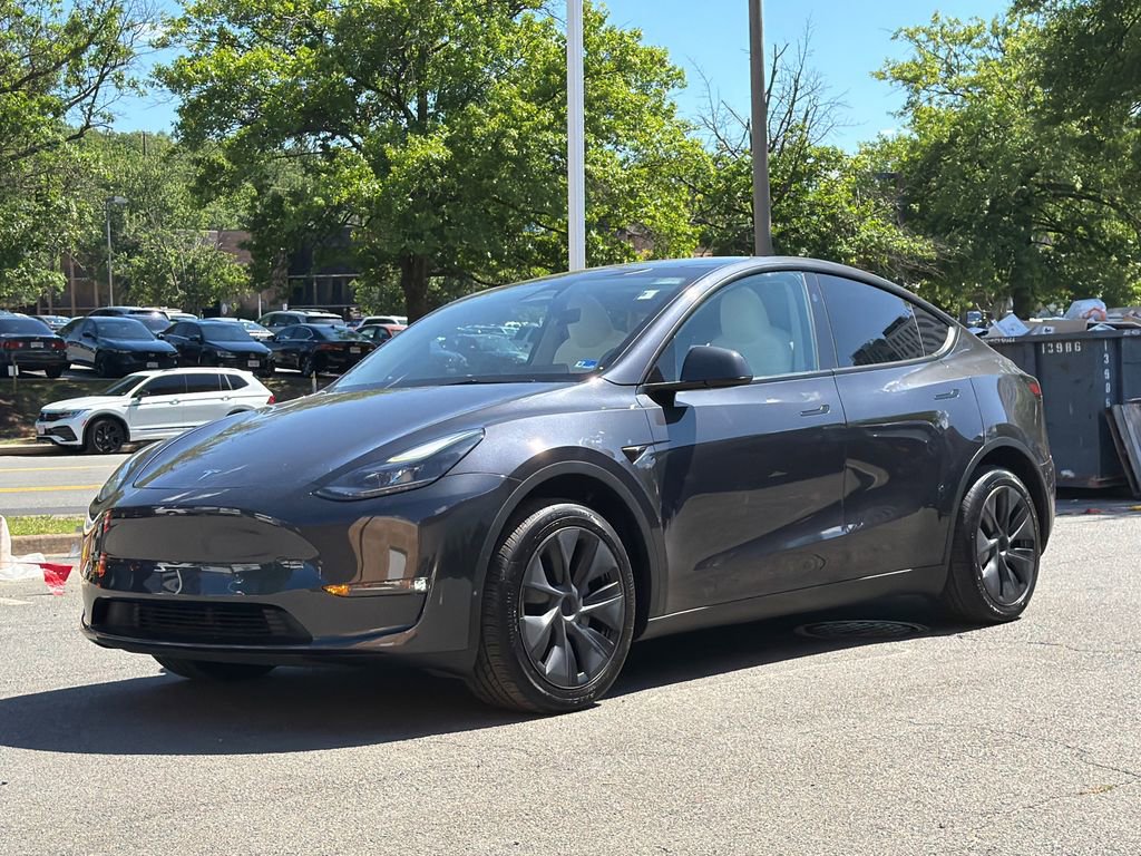 Used 2024 Tesla Model Y Long Range AWD/4WD image 7