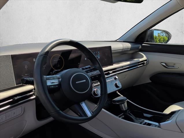 Used 2025 Hyundai Tucson SEL FWD image 9