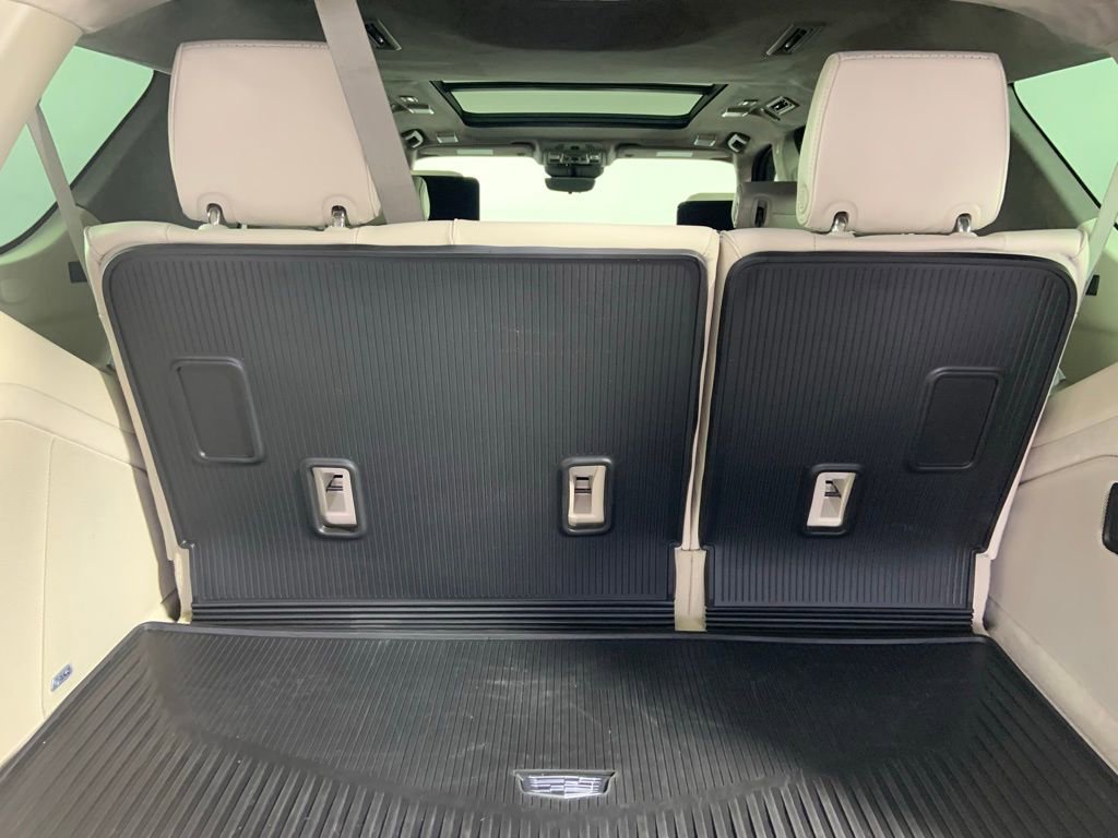 Used 2022 Cadillac Escalade Sport Platinum image 11