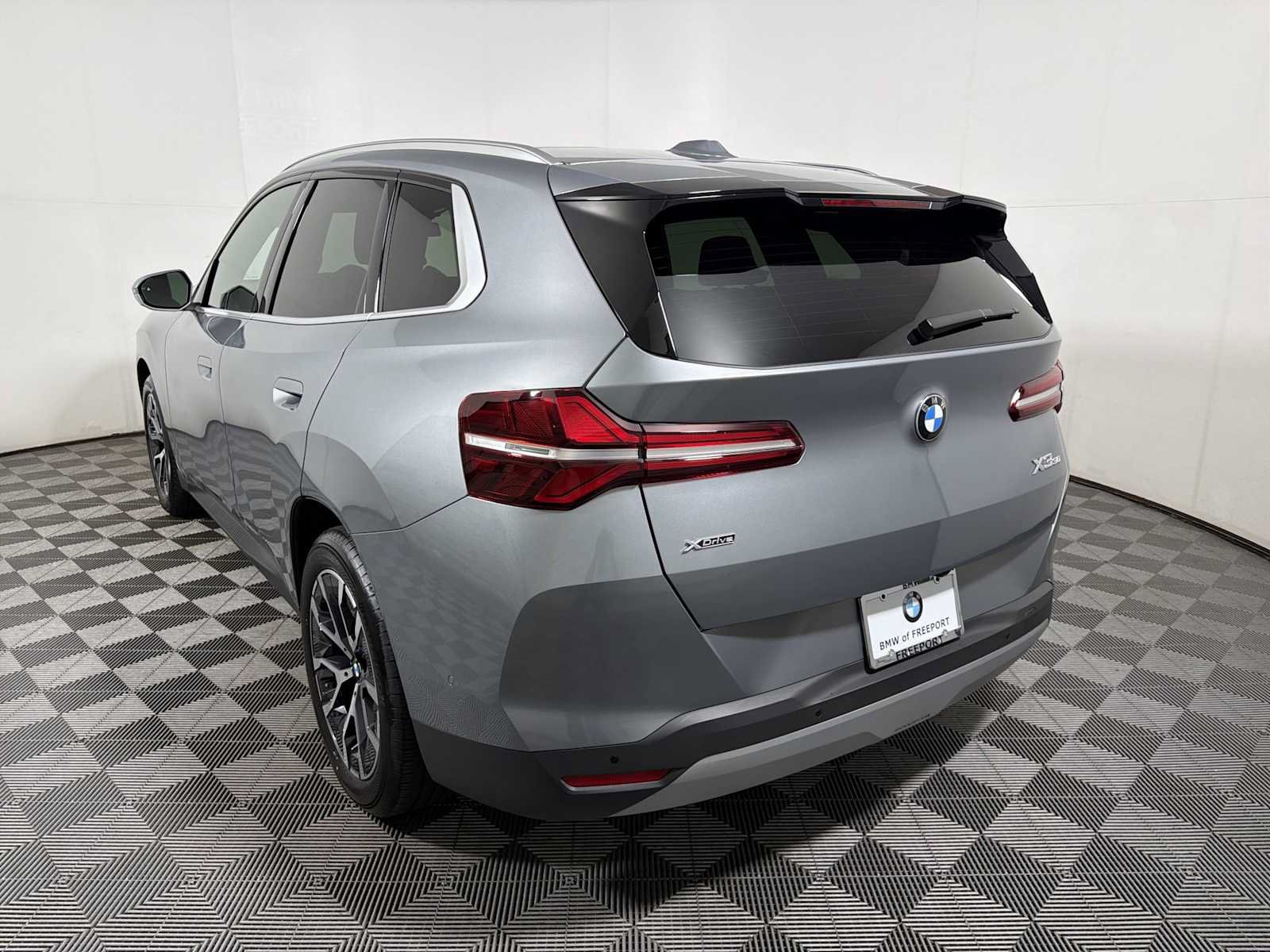 Used 2026 BMW X3 xDrive30i w/ Convenience Package AWD/4WD image 5