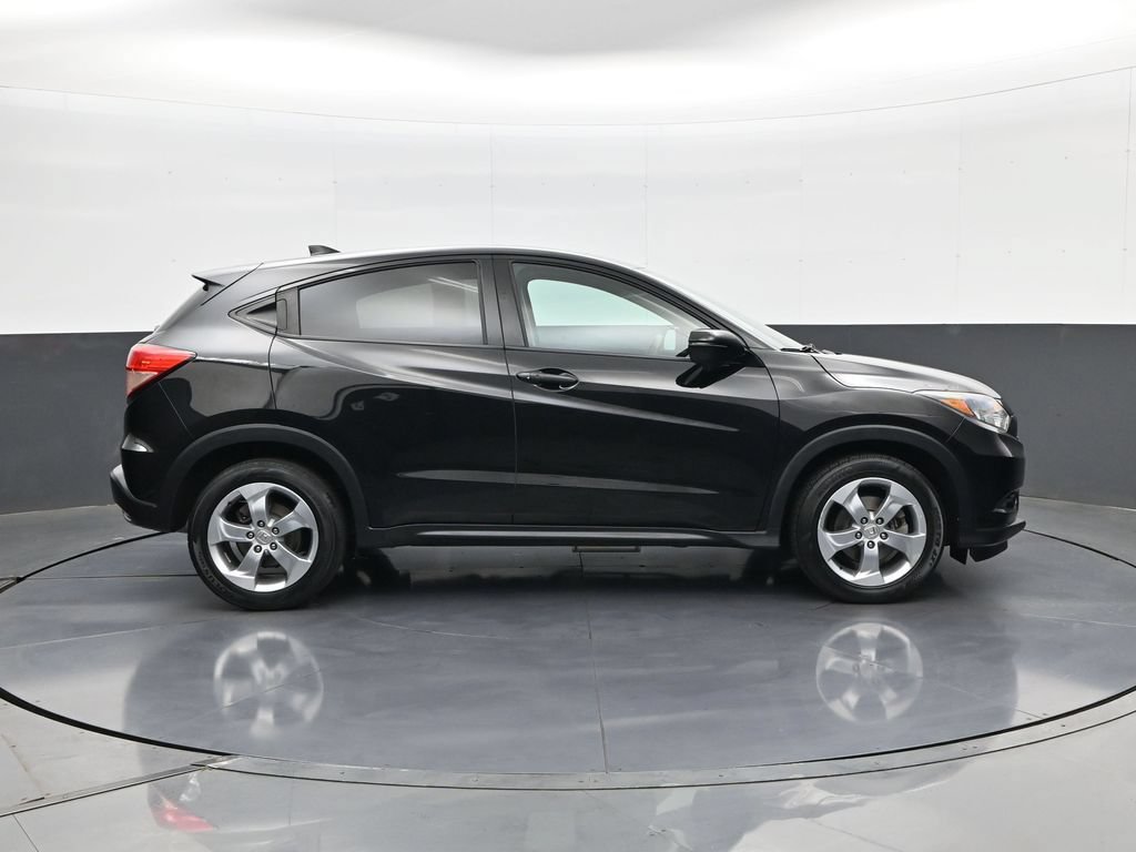 Used 2017 Honda HR-V EX image 4