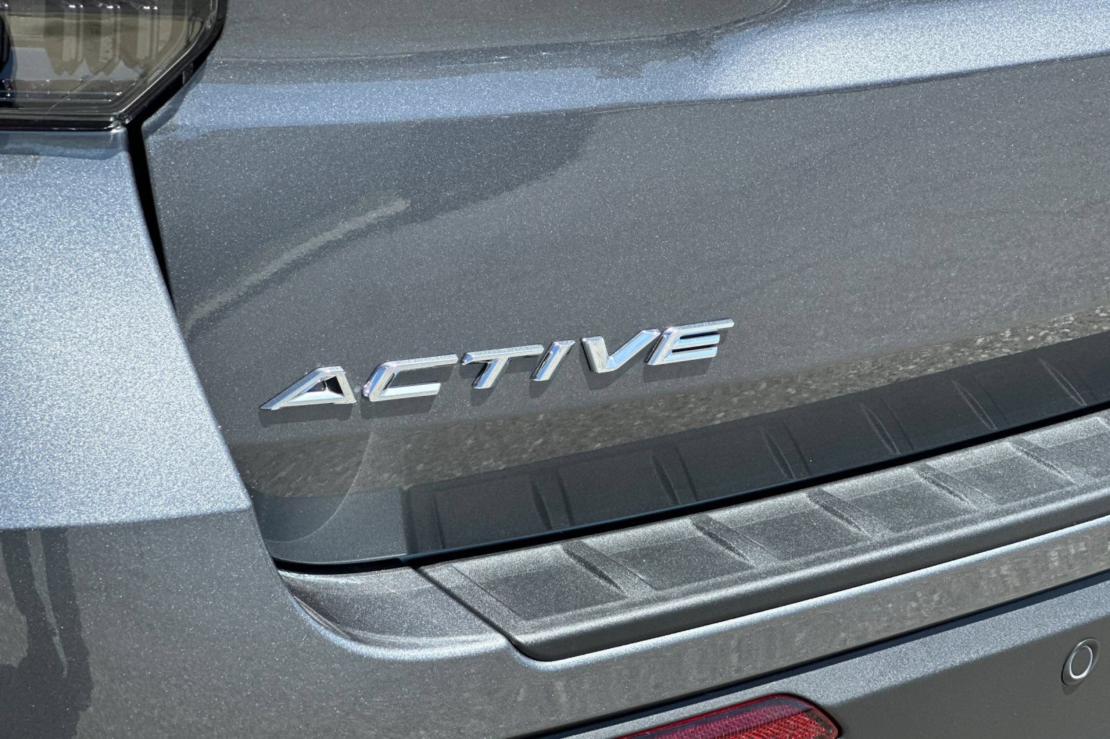 New 2026 Ford Explorer Active RWD image 28