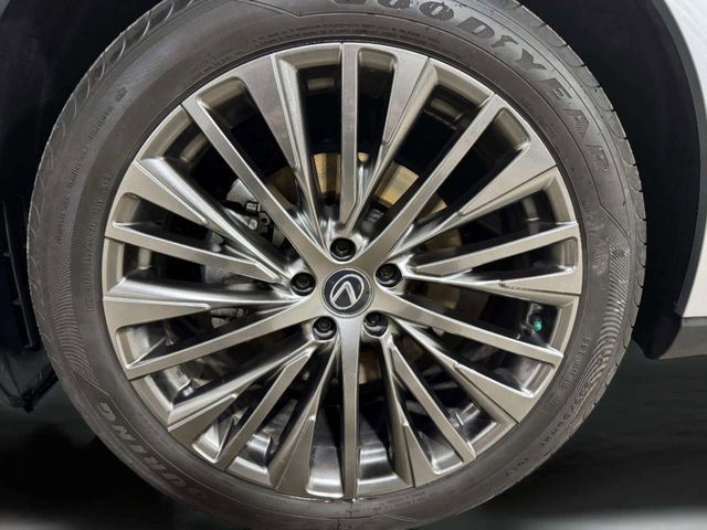 Used 2024 Lexus RX 350 w/ Convenience Package image 30