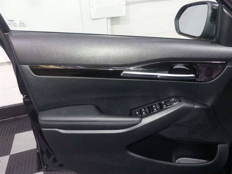 Used 2024 Kia Seltos S AWD/4WD image 18