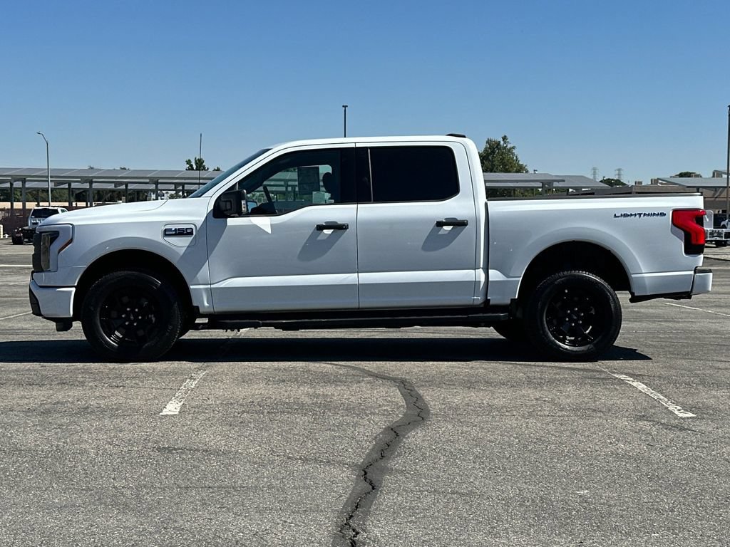 Certified 2025 Ford F150 Lightning XLT w/ Max Trailer Tow Package AWD/4WD image 6
