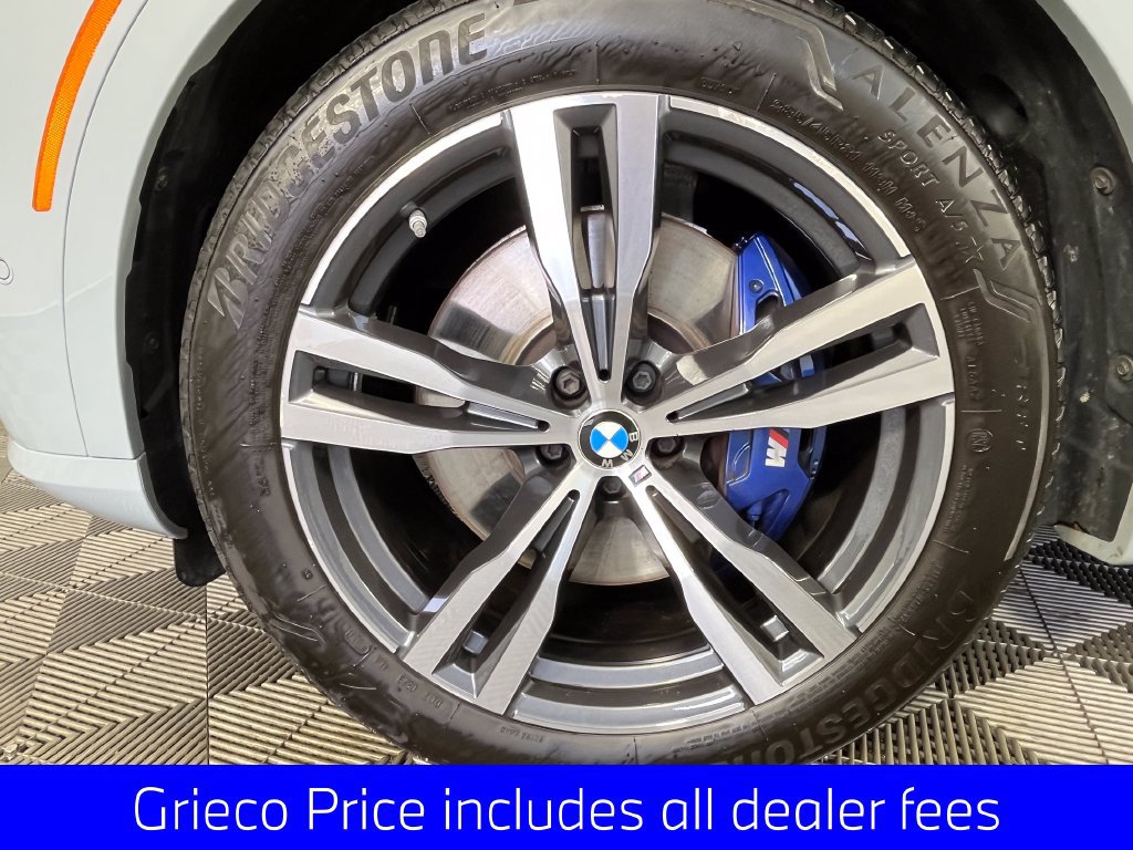 Used 2024 BMW X7 xDrive40i w/ M Sport Package AWD/4WD image 11