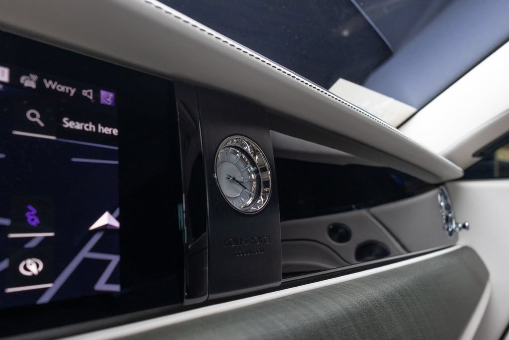 Used 2024 Rolls-Royce Spectre w/ Spectre Launch Package AWD/4WD image 38