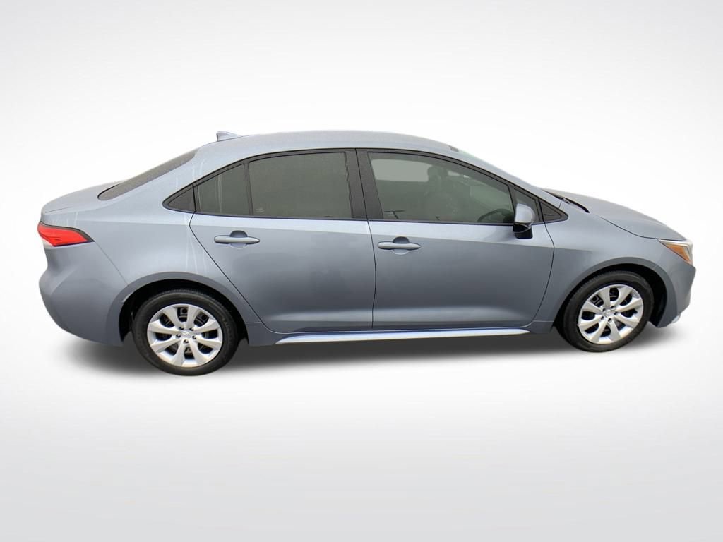 Used 2023 Toyota Corolla LE image 8