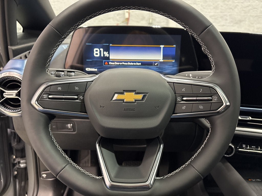 New 2026 Chevrolet Equinox EV LT w/ Convenience Package II AWD/4WD image 22