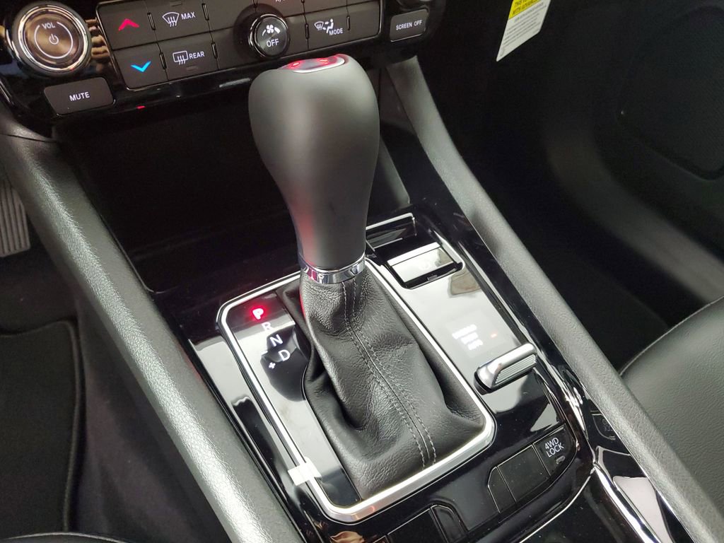 New 2026 Jeep Compass Latitude AWD/4WD image 18