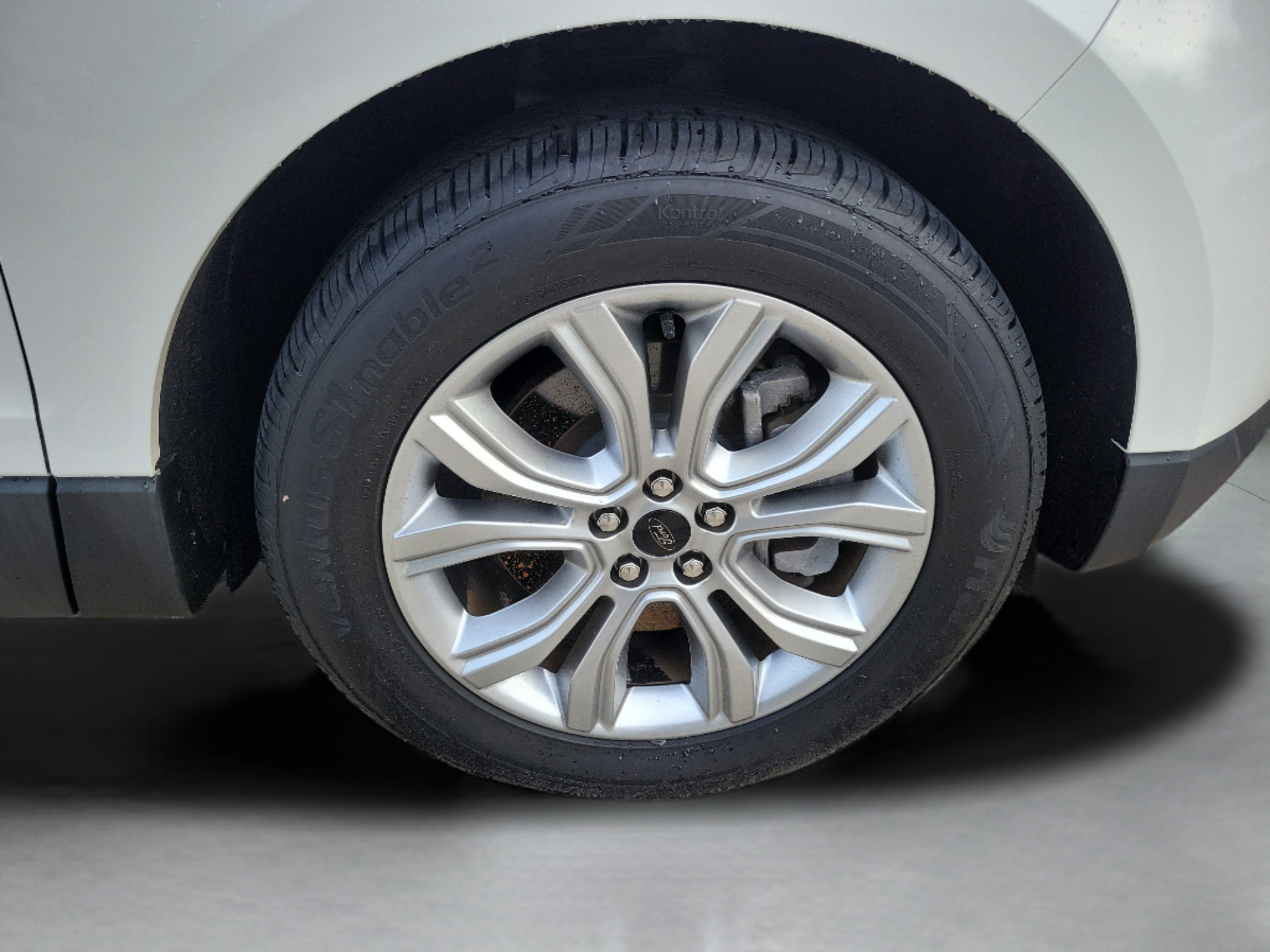 Used 2023 Ford Edge Titanium AWD/4WD image 32