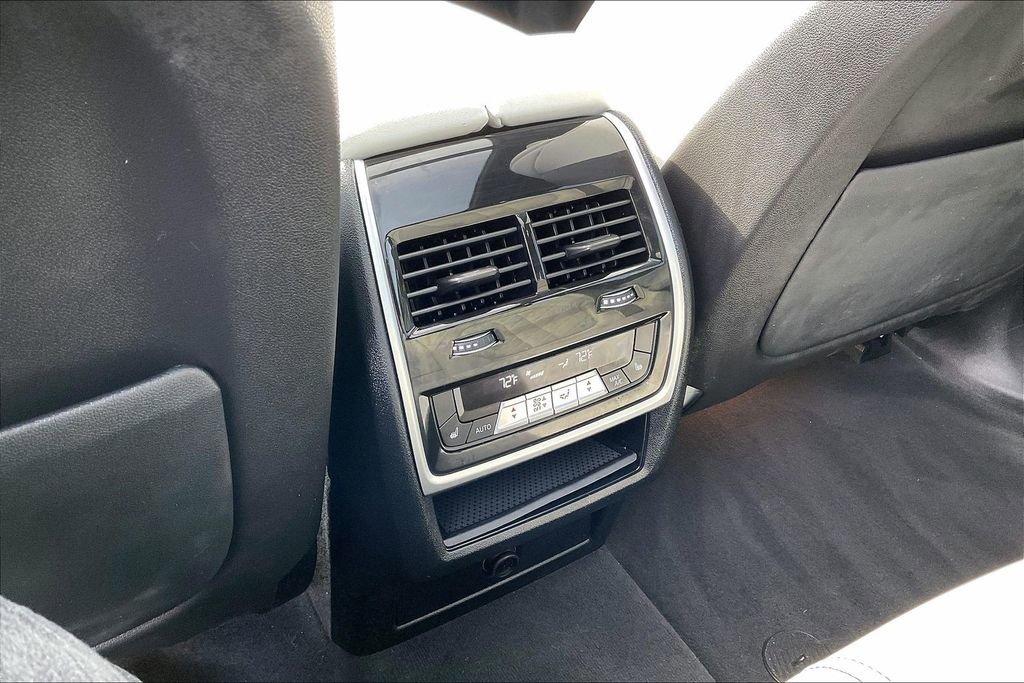 Used 2023 BMW X5 xDrive40i w/ Premium Package image 10