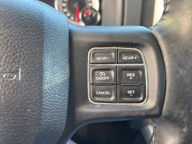 Used 2018 RAM 1500 SLT AWD/4WD image 18