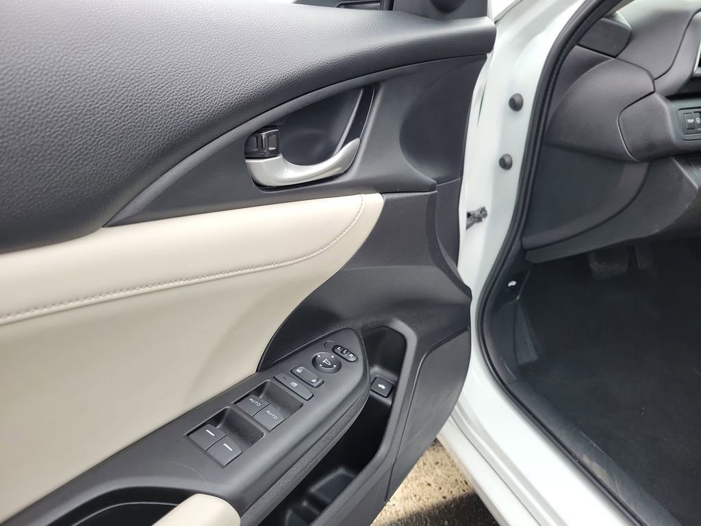 Used 2022 Honda Insight Touring image 19