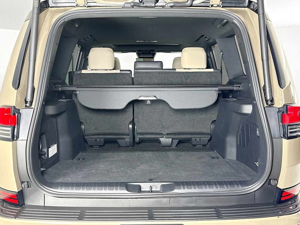 Used 2025 Lexus GX 550 image 24