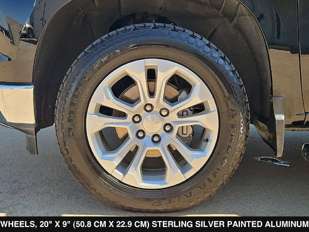 Used 2022 Chevrolet Silverado 1500 LTZ w/ LTZ Convenience Package II AWD/4WD image 32