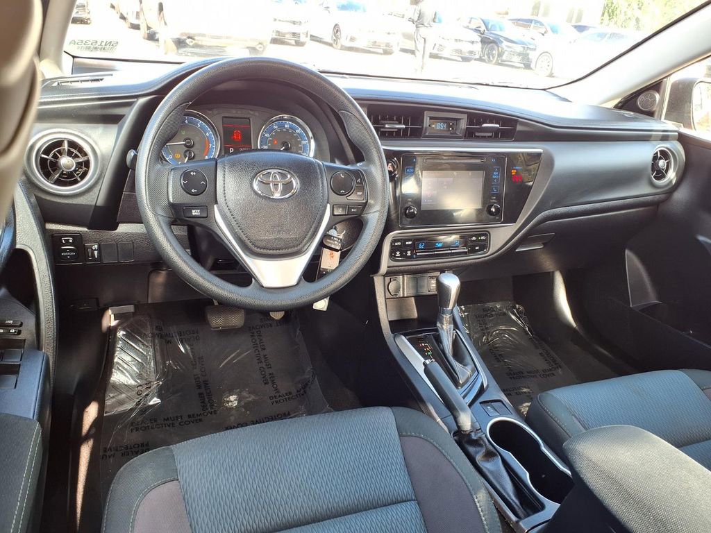 Used 2019 Toyota Corolla LE image 13