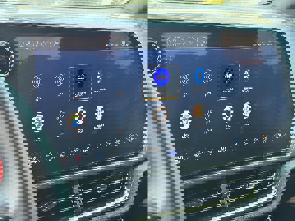 Used 2024 Chevrolet Equinox EV RS image 13