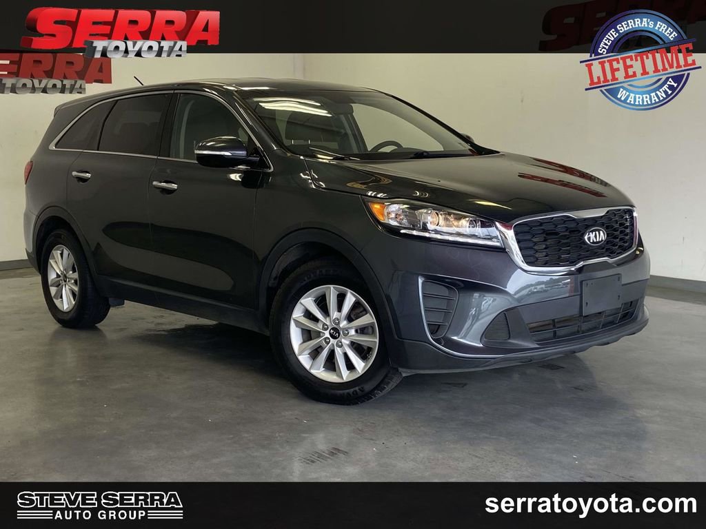 Used 2020 Kia Sorento LX image 1