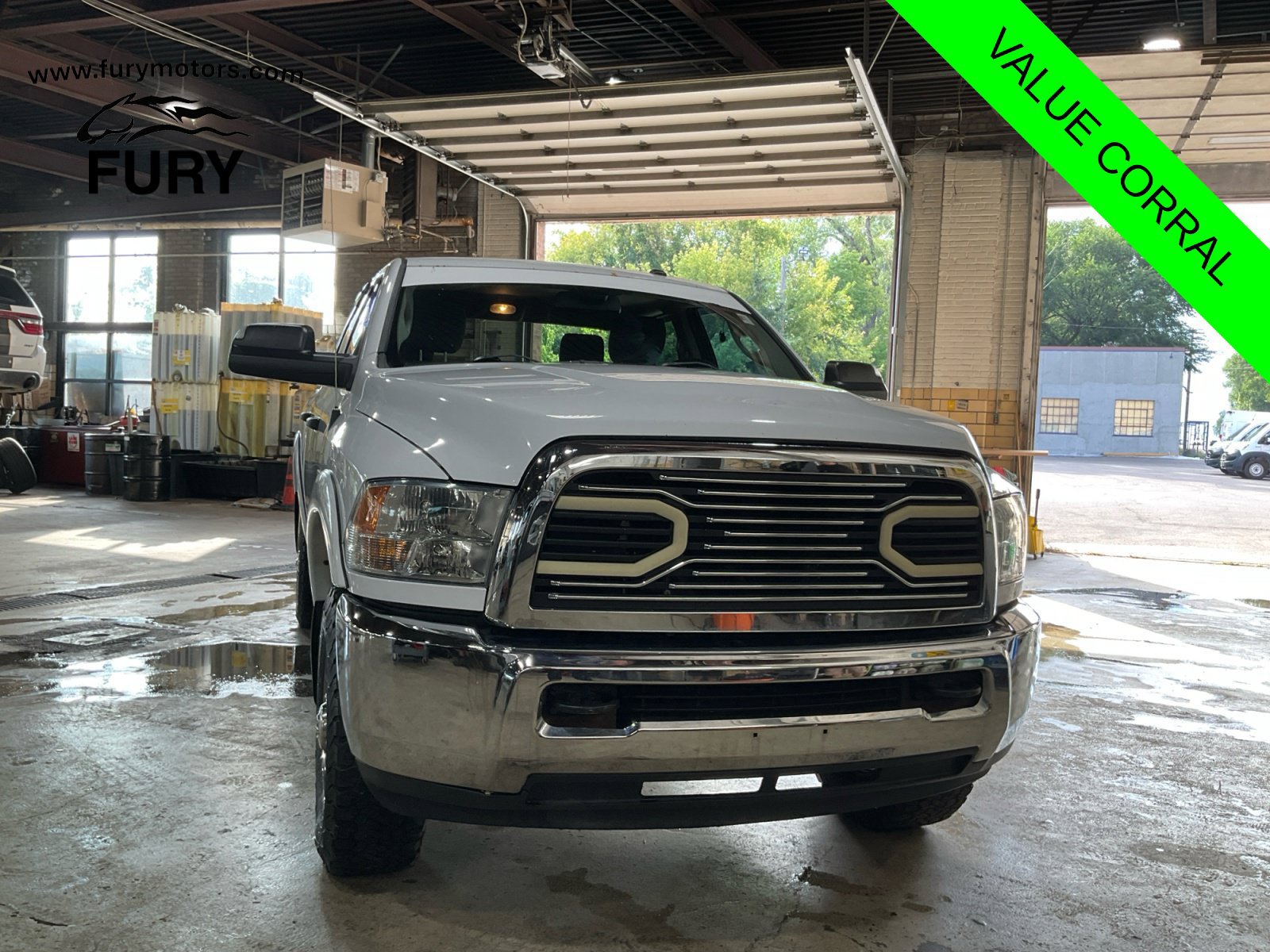 Used 2015 RAM 2500 Tradesman w/ Chrome Appearance Group AWD/4WD image 29