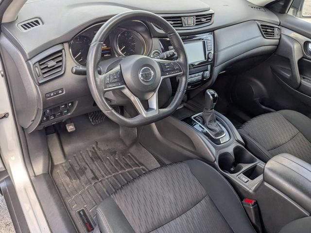 Used 2018 Nissan Rogue SV w/ Premium Package AWD/4WD image 10