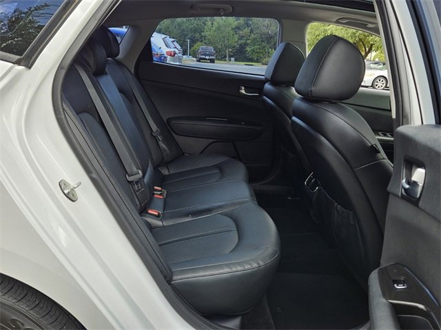 Used 2020 Kia Optima Premium image 16