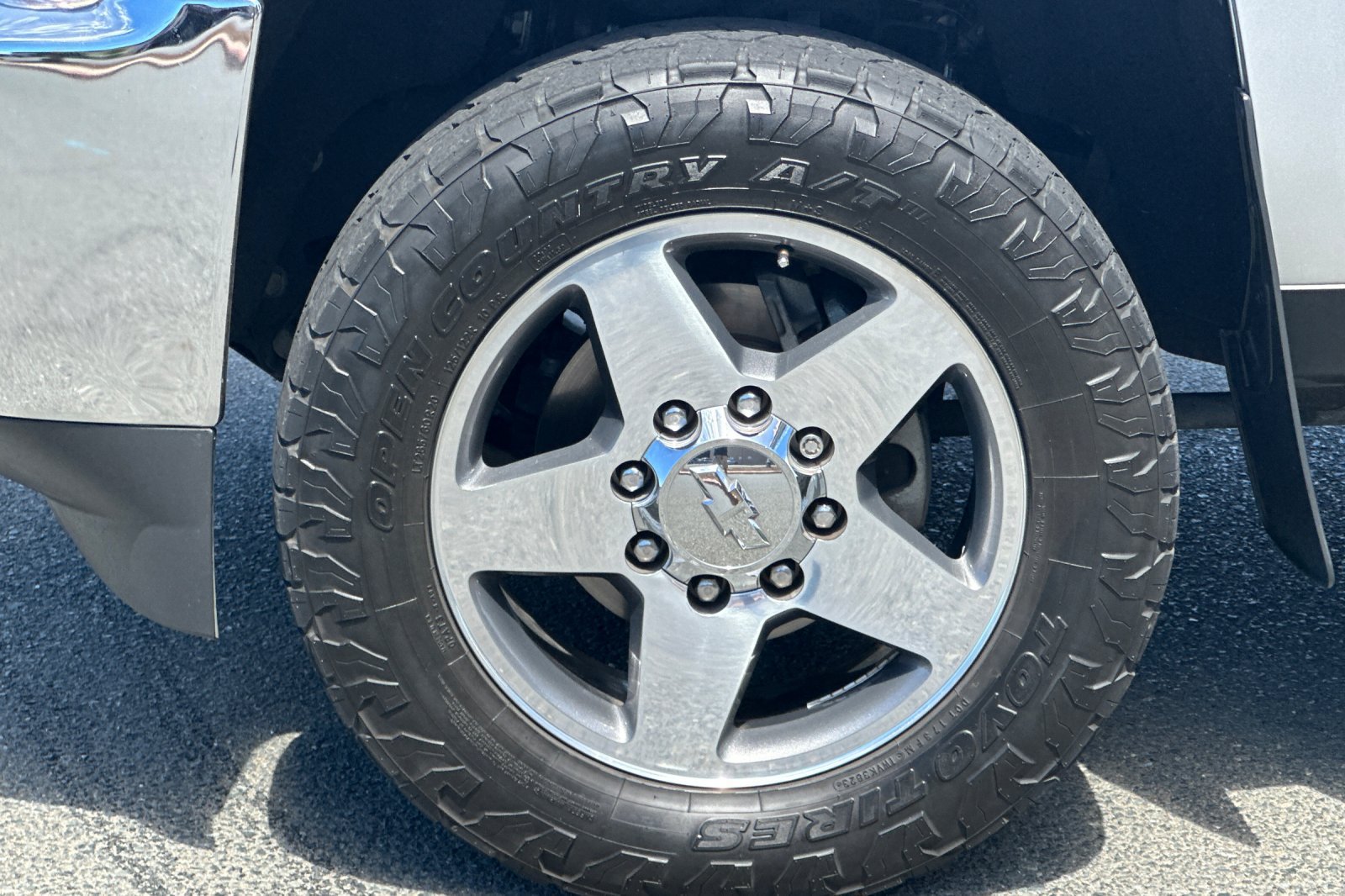 Used 2018 Chevrolet Silverado 2500 LTZ w/ Duramax Plus Package AWD/4WD image 24