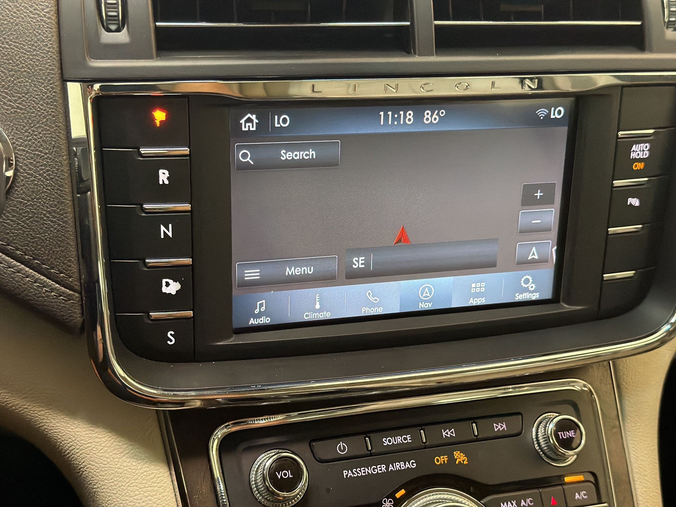 Used 2019 Lincoln Continental Select w/ Continental Climate Package FWD image 19