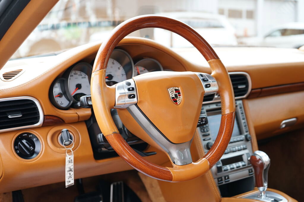 Used 2006 Porsche 911 Carrera S image 12