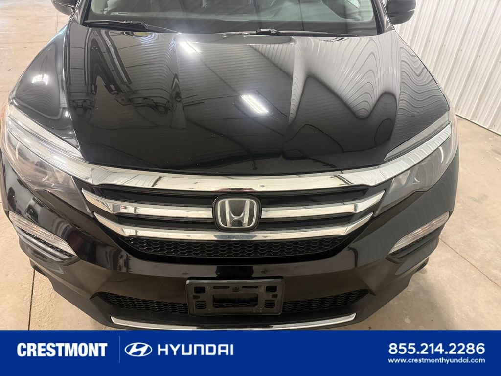 Used 2016 Honda Pilot Elite image 4