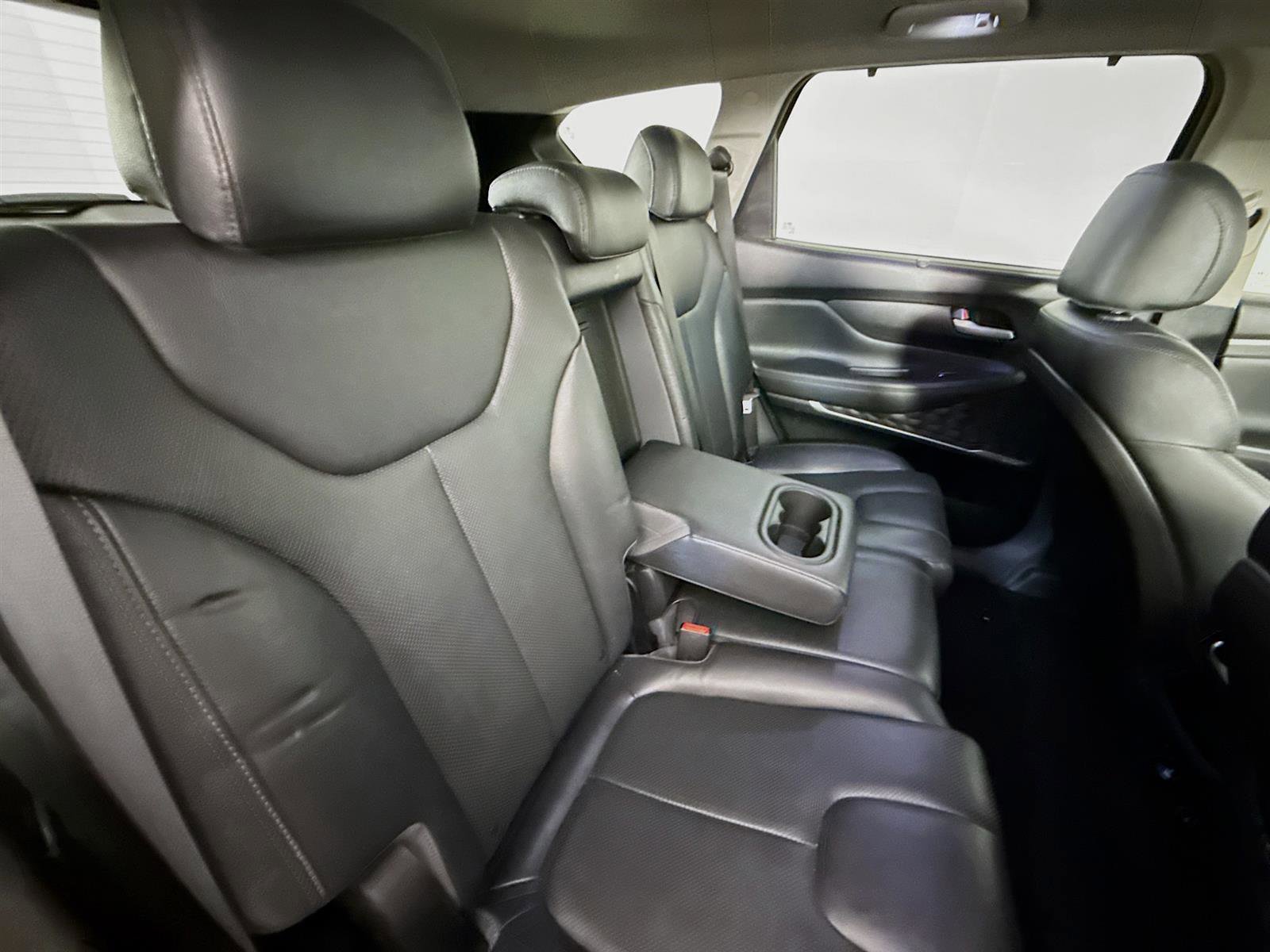 Used 2019 Hyundai Santa Fe Limited image 27