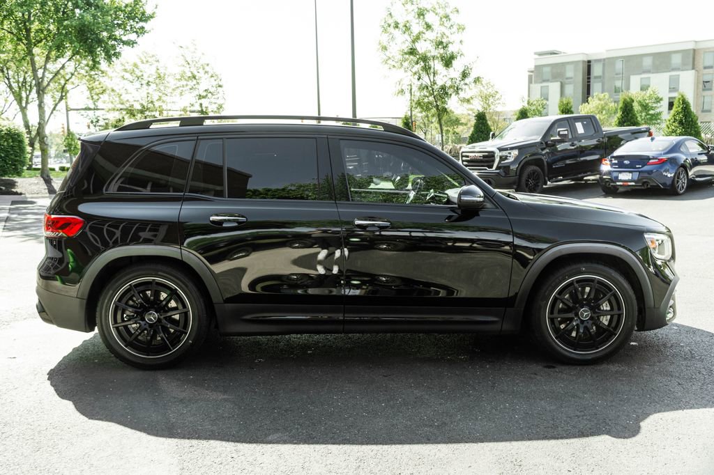 Used 2022 Mercedes-Benz GLB 35 AMG 4MATIC image 3