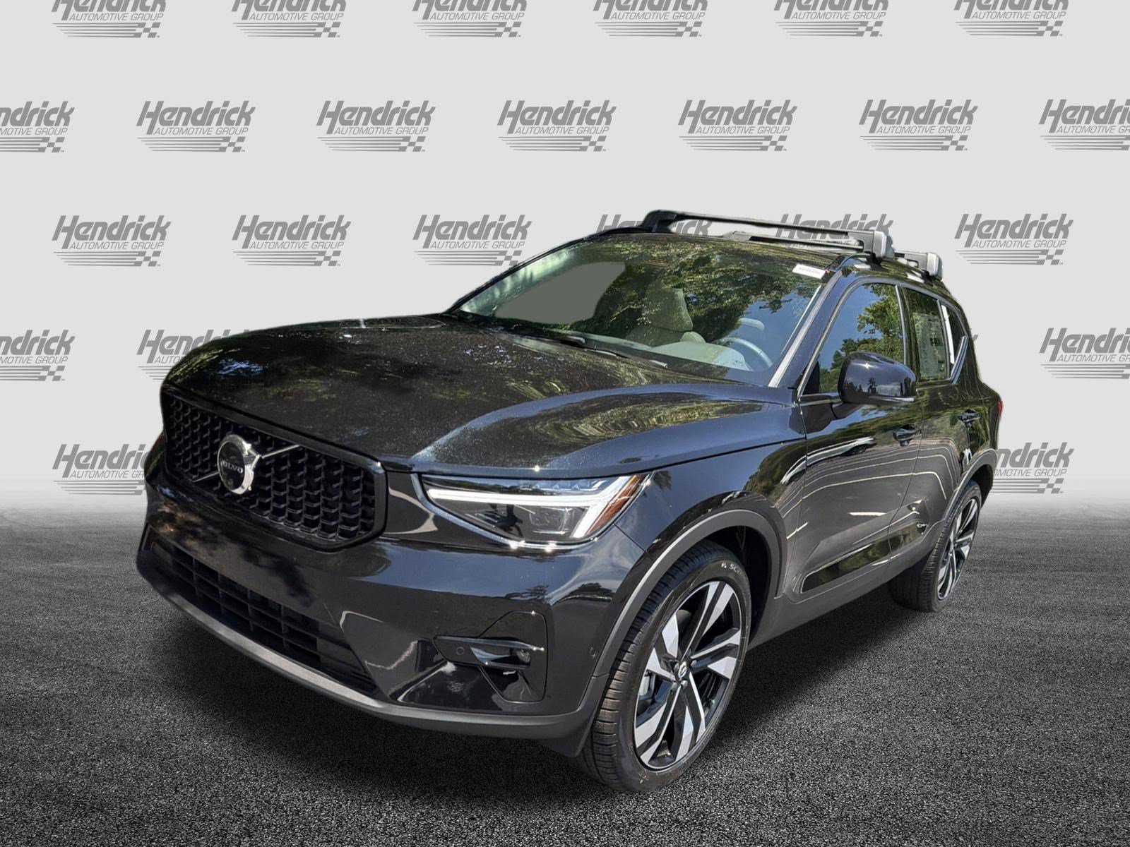 New 2026 Volvo XC40 B5 Ultra w/ Protection Package Premier AWD/4WD image 5