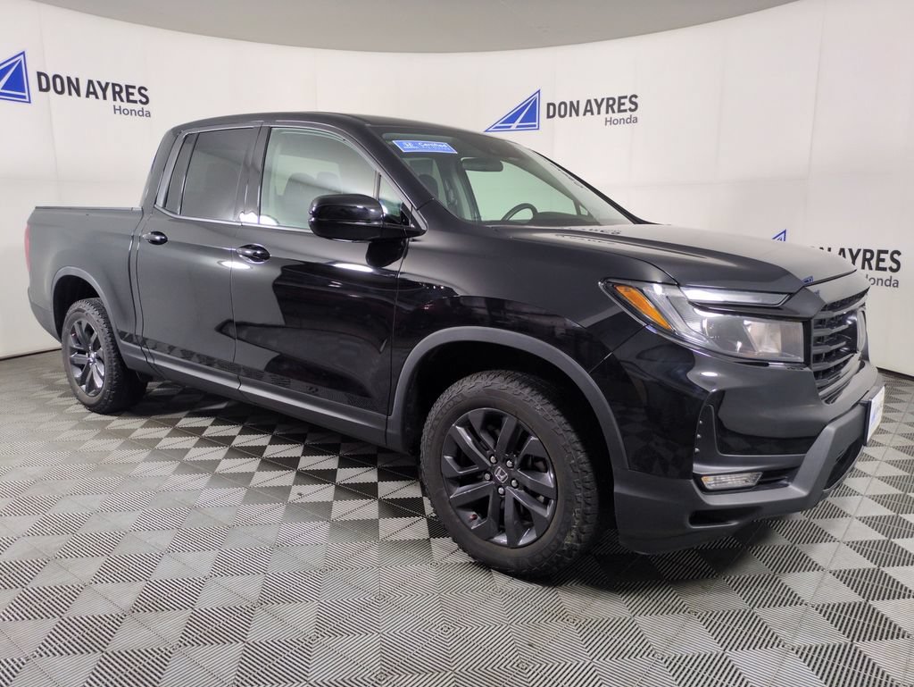 Used 2023 Honda Ridgeline Sport image 7