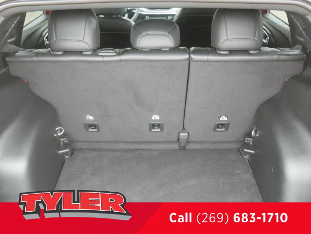 Used 2023 Jeep Compass Latitude AWD/4WD image 19