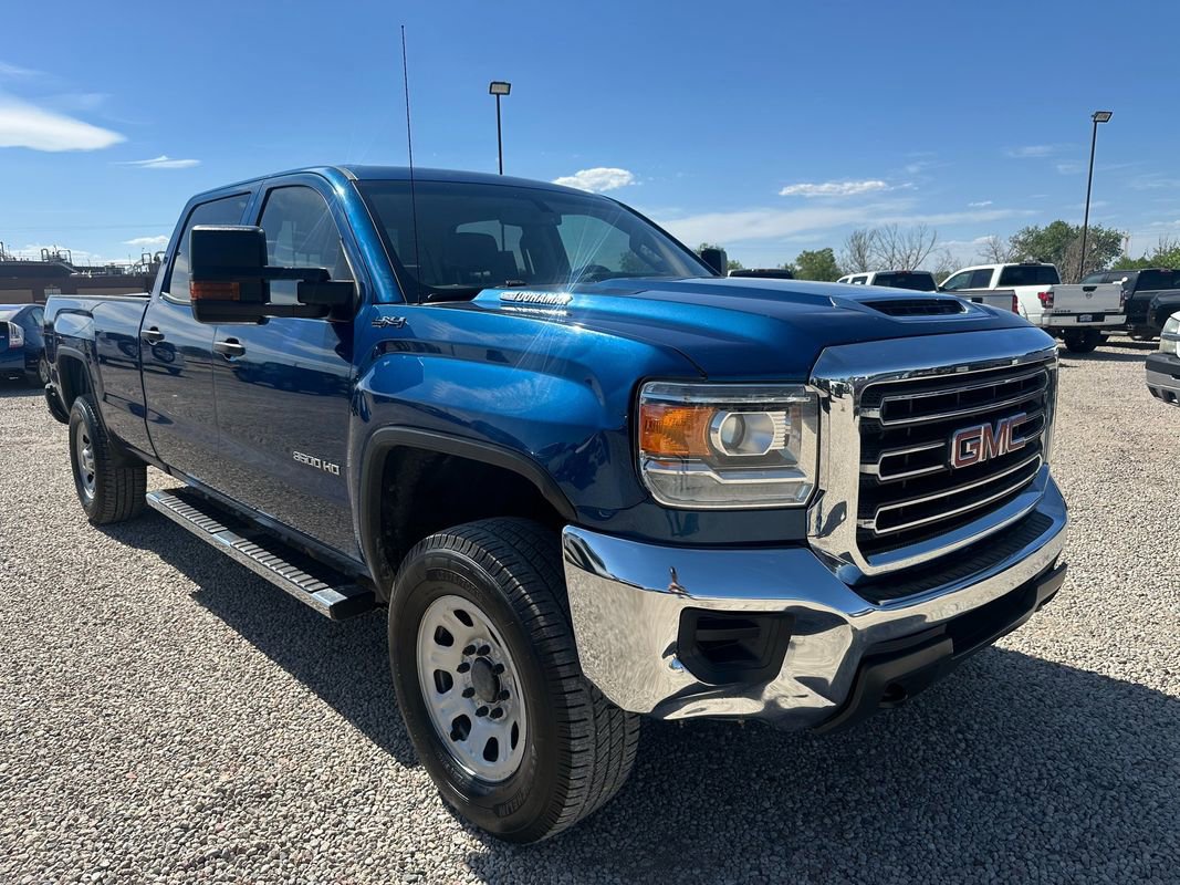 Used 2018 GMC Sierra 3500 4x4 Crew Cab image 2