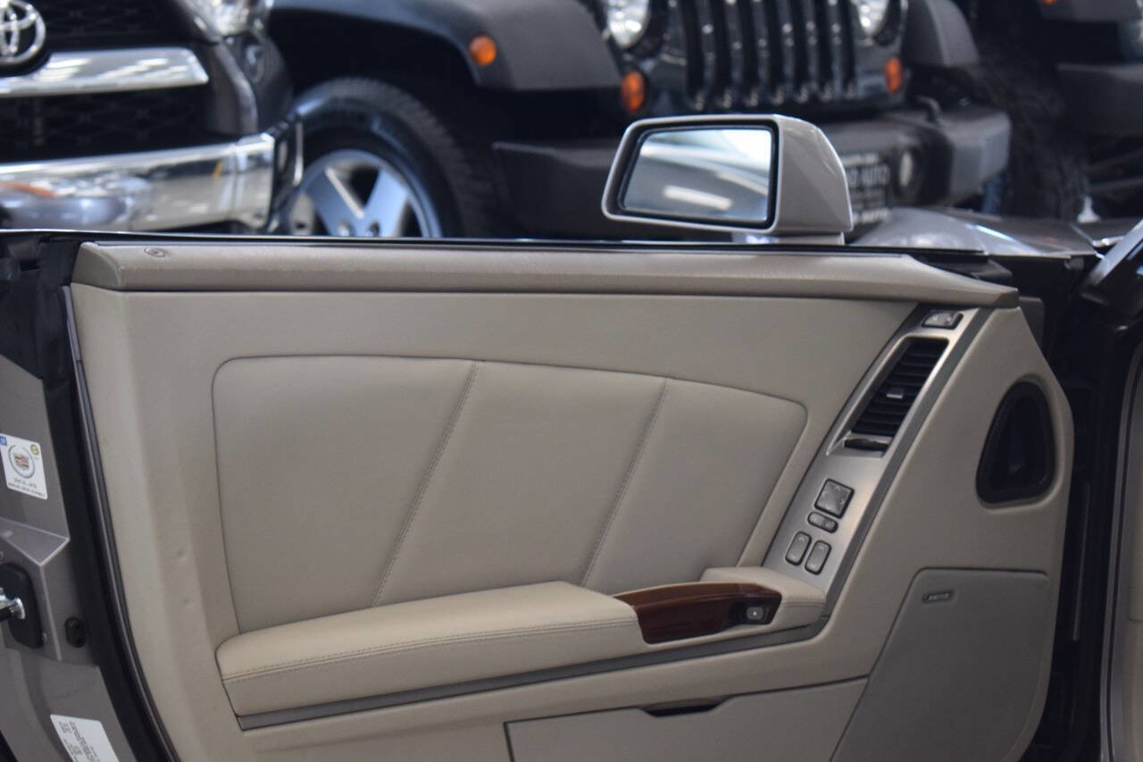 Used 2005 Cadillac XLR image 48