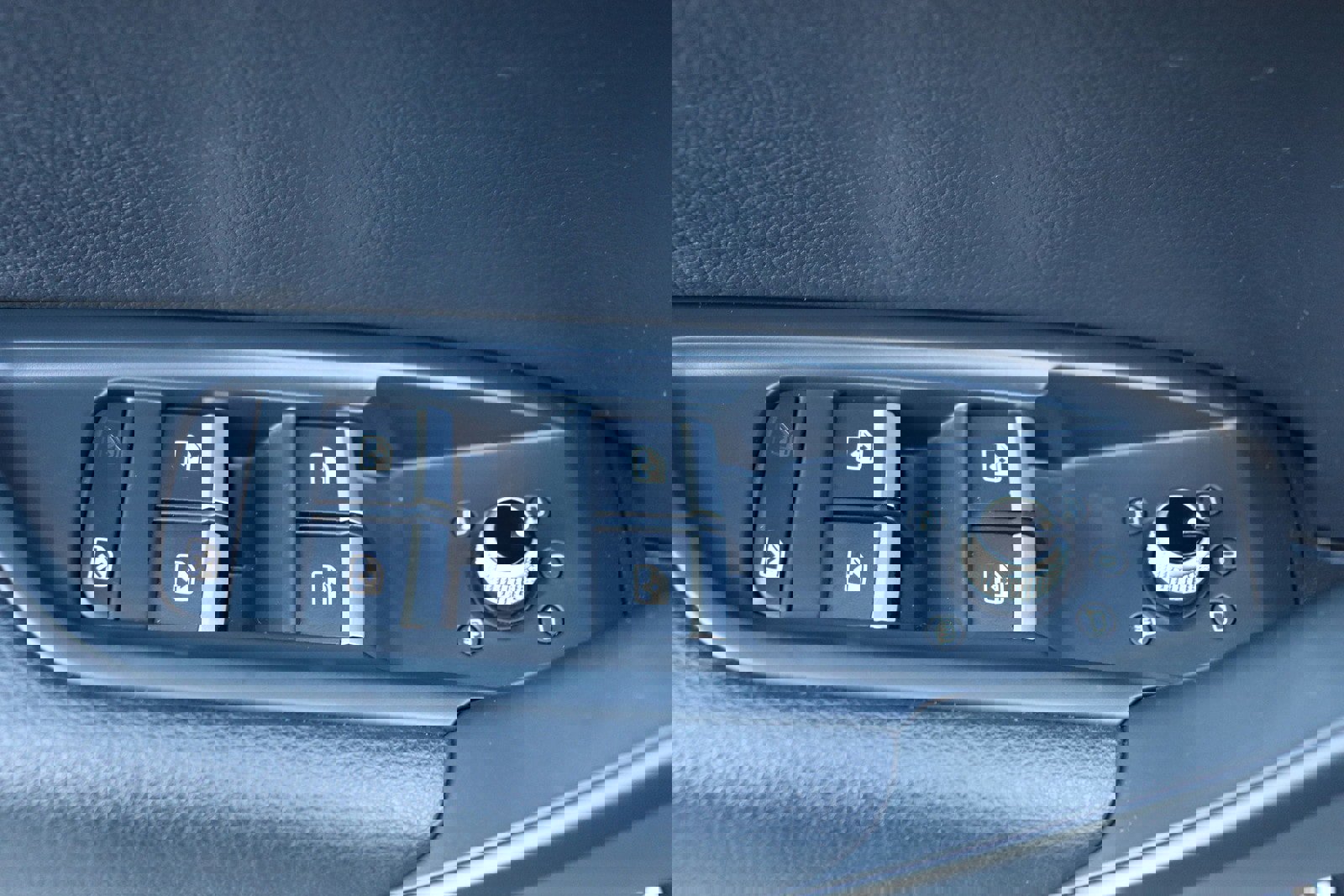 Used 2018 Audi Q5 2.0T Premium Plus w/ Premium Plus Package image 25