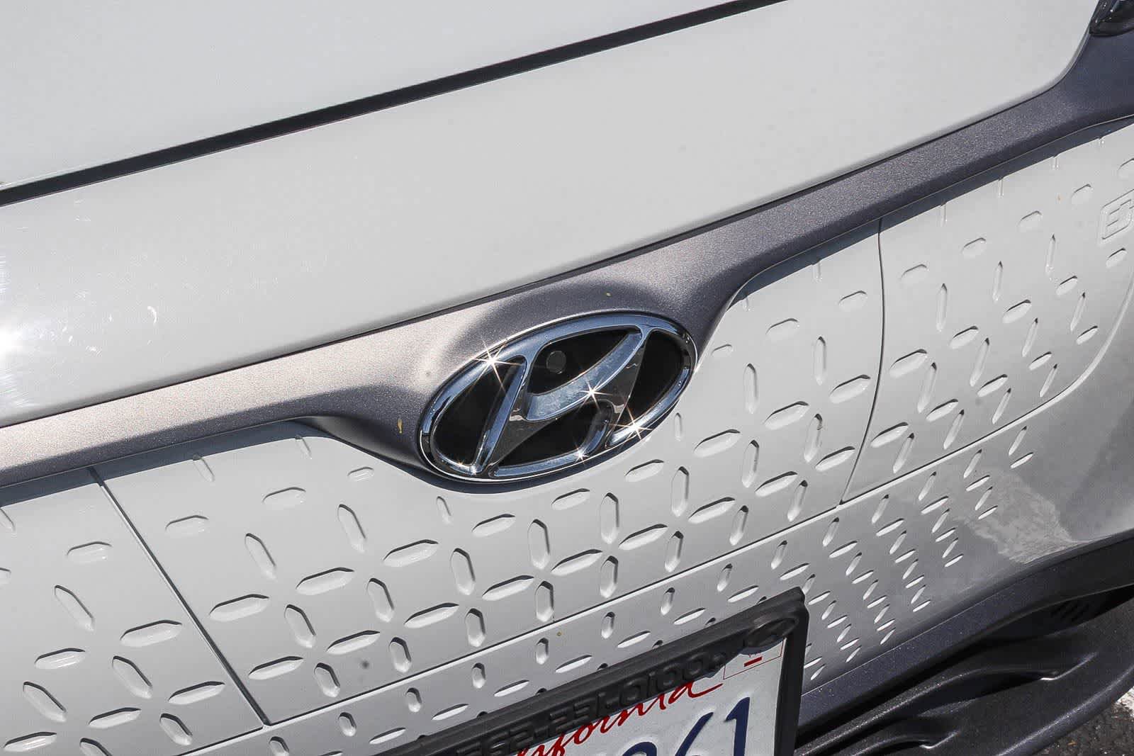 Used 2020 Hyundai Kona Limited image 17