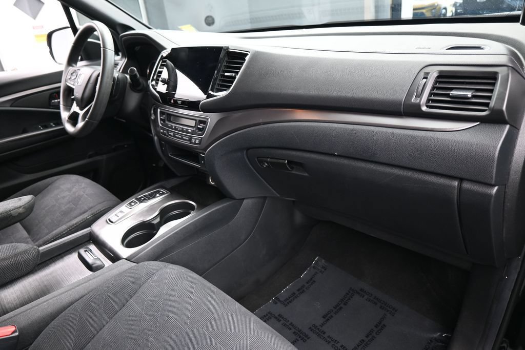 Used 2022 Honda Pilot Sport image 43
