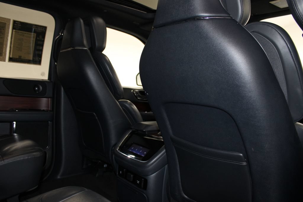 Used 2023 Lincoln Navigator Reserve AWD/4WD image 36