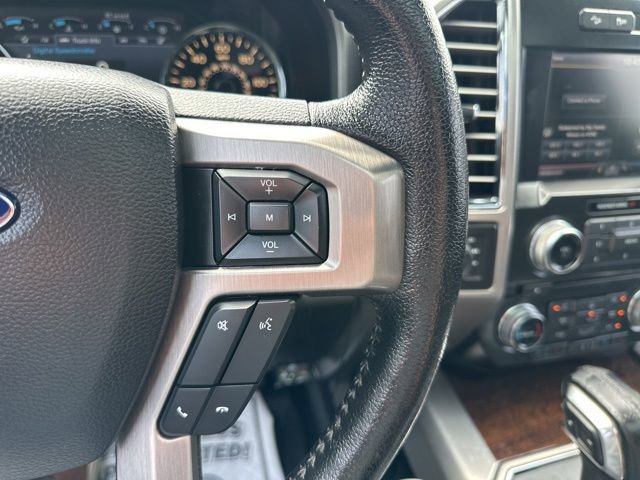 Used 2015 Ford F150 Platinum w/ Equipment Group 701A Luxury AWD/4WD image 28