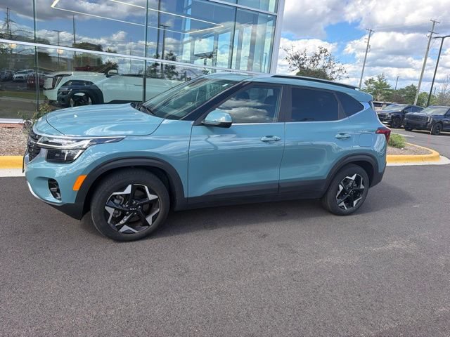Used 2024 Kia Seltos EX AWD/4WD image 17