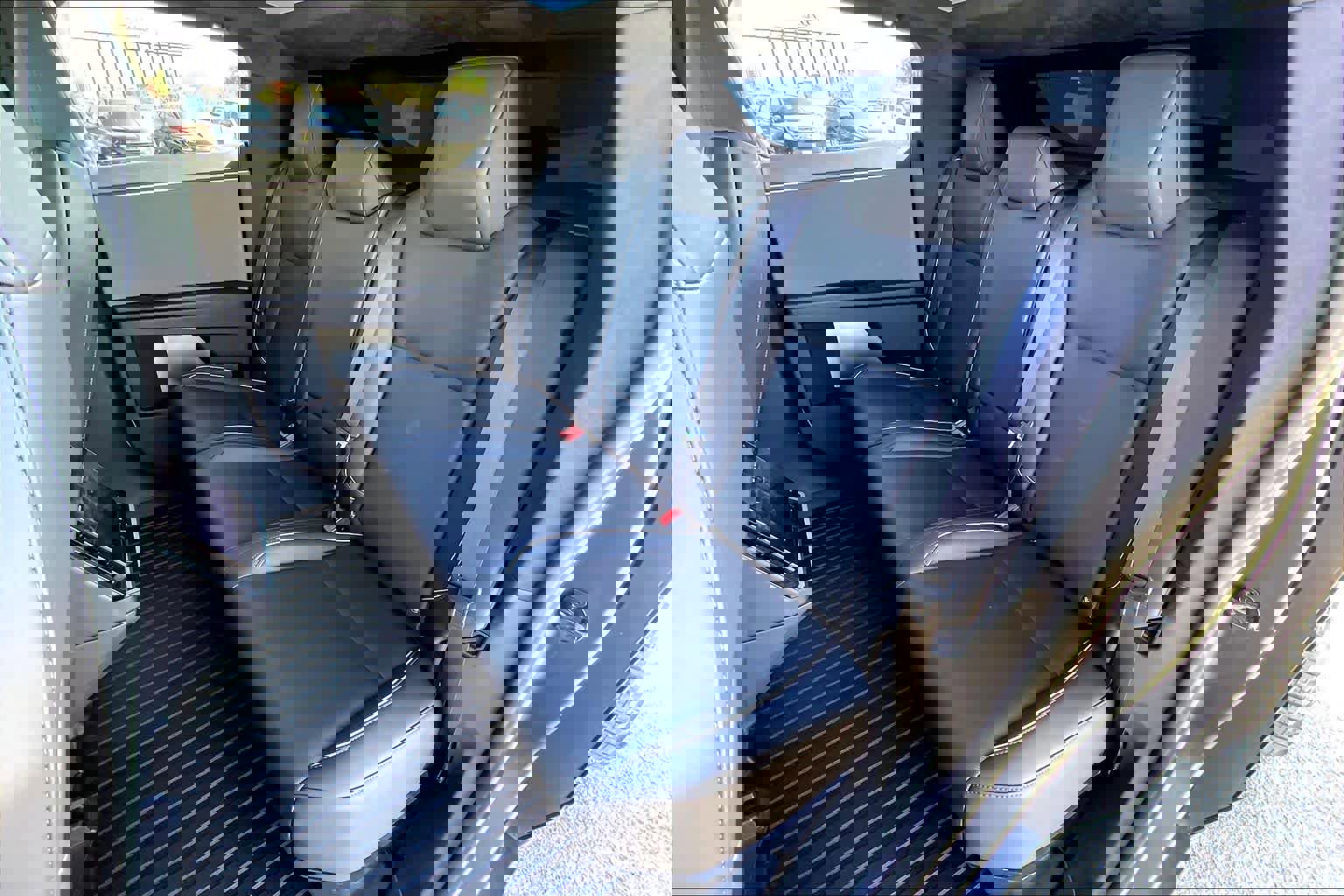 Used 2024 Tesla Cybertruck AWD Crew Cab image 19