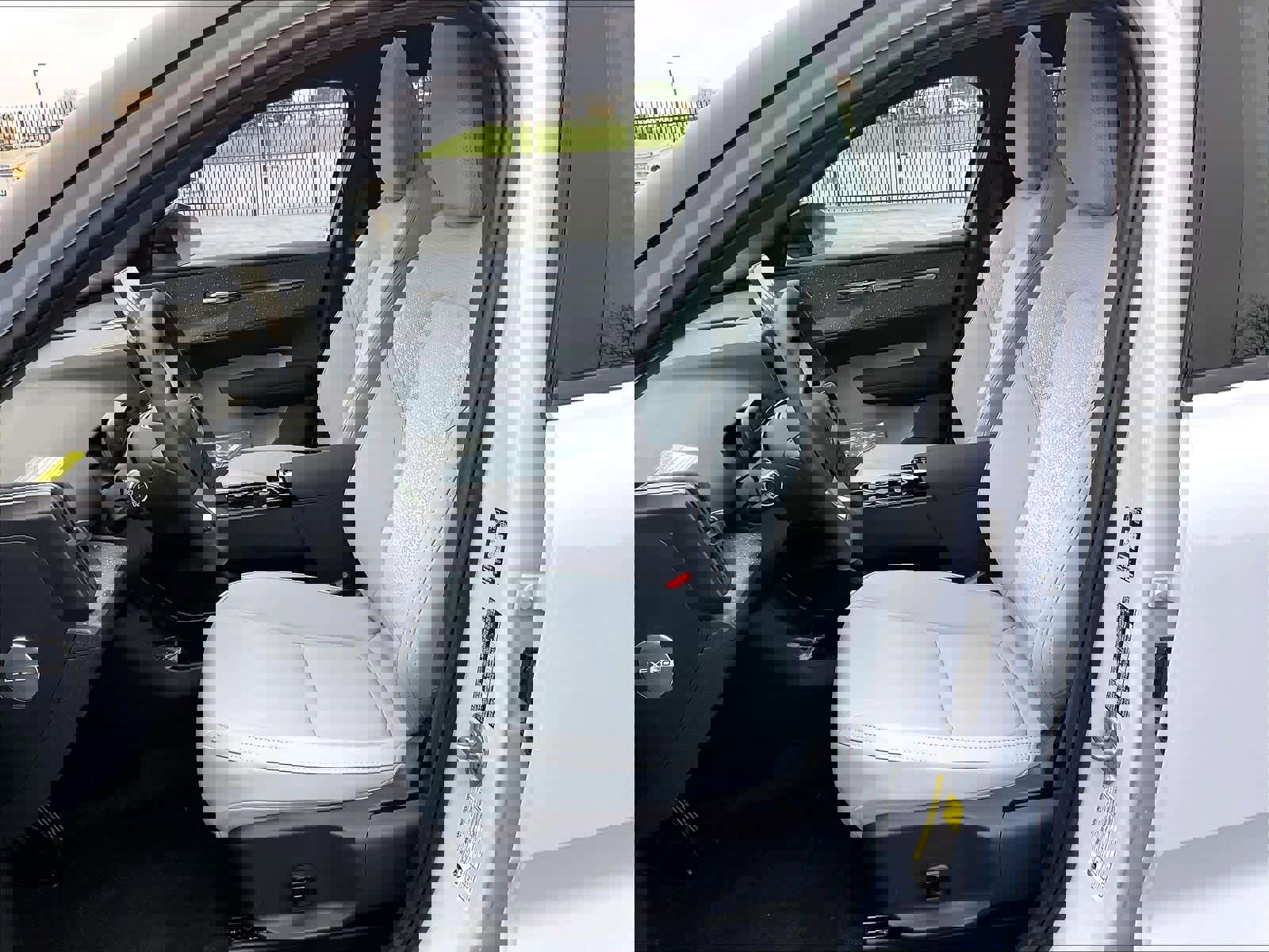 New 2026 Volvo EX30 Ultra w/ Climate Package image 11