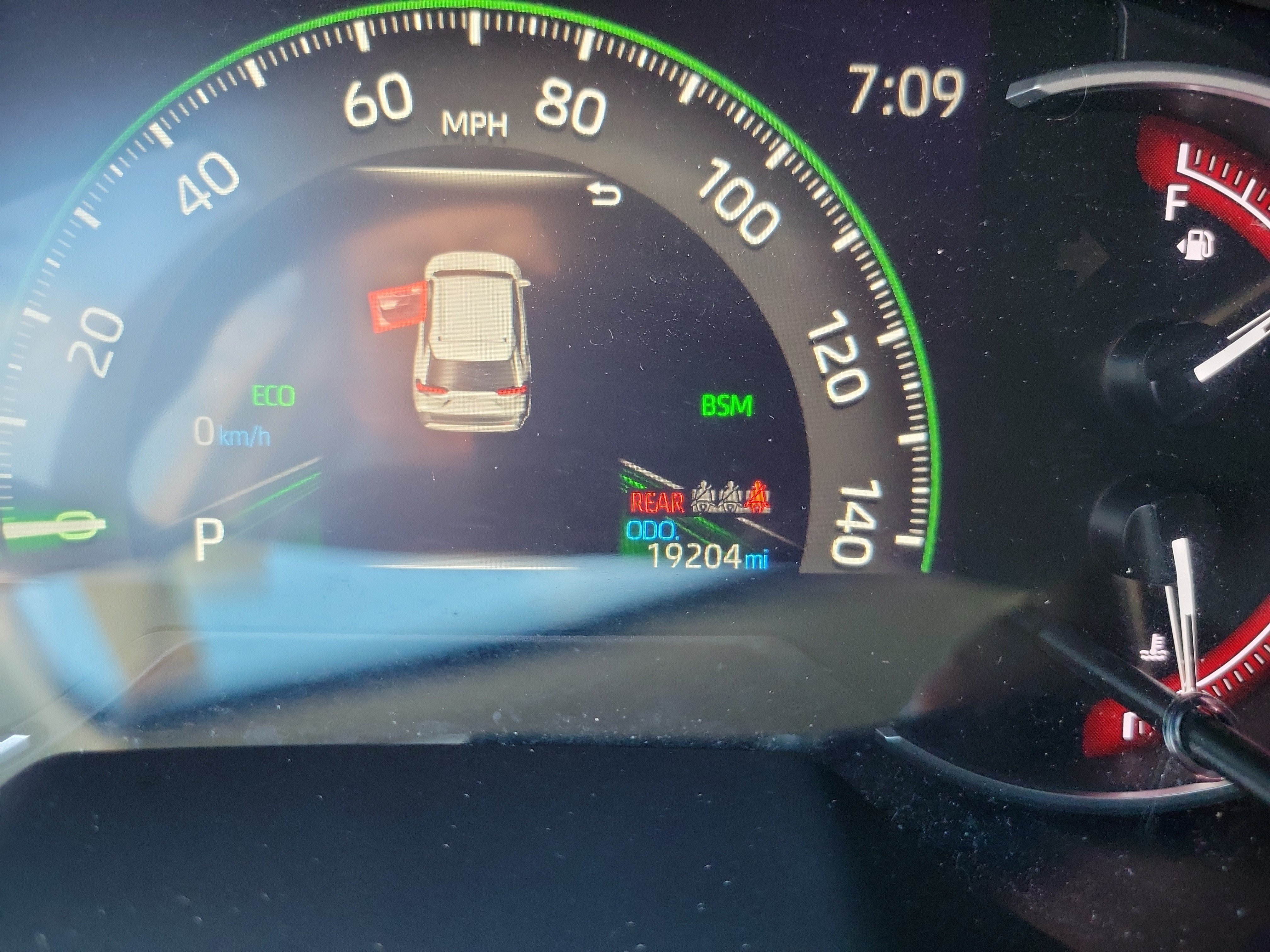 Used 2024 Toyota RAV4 XLE w/ Convenience Package FWD image 25